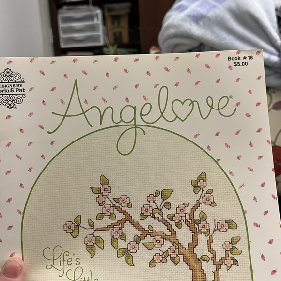 Set of 4 , Cross-Stitch Books, Angel Love, God’s In Heaven, Ziggy, & Precious - Picture 3 of 15